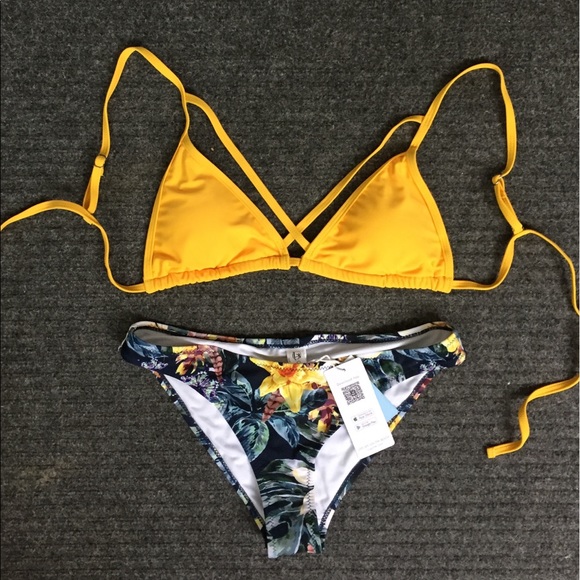 Cupshe Other - 🏖 Cupshe Bikini Size Medium 🏖
